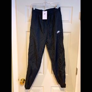 Nike Mens Taper Leg Athletic Pants